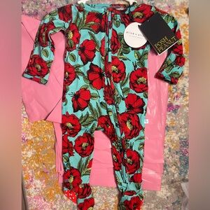 Alice + Olivia x Posh Peanut Red Floral Baby Bamboo Outfit